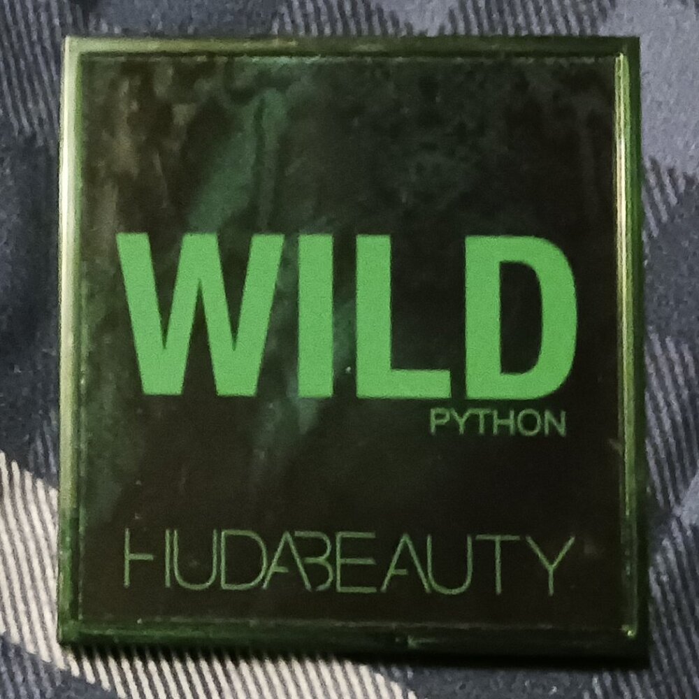 HUDA BEAUTY WLID PYTHON